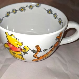 Large WINNIE THE POOH Mug